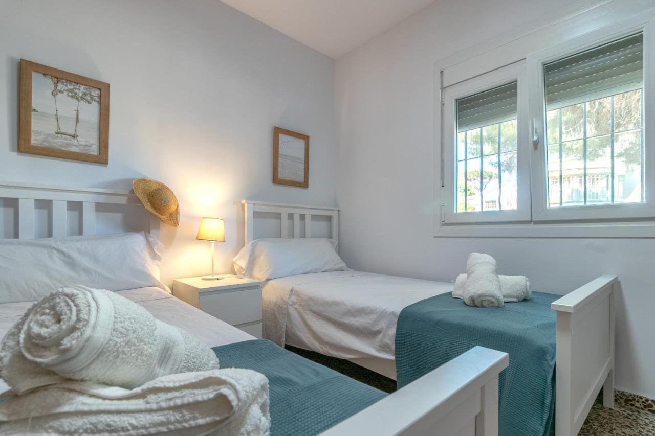 Independent Villa Beach House El Bosque ลากาลาเดมิฮาส ภายนอก รูปภาพ