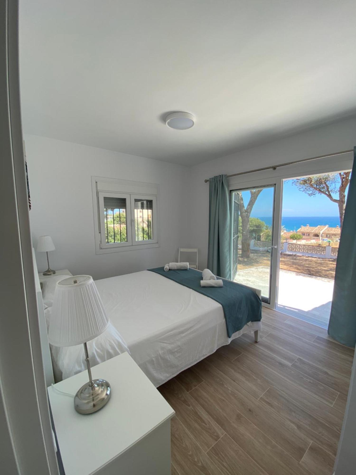 Independent Villa Beach House El Bosque ลากาลาเดมิฮาส ภายนอก รูปภาพ